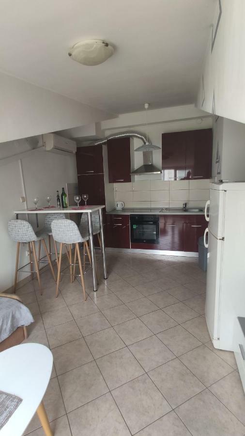 Small Northside Apartment Split Extérieur photo